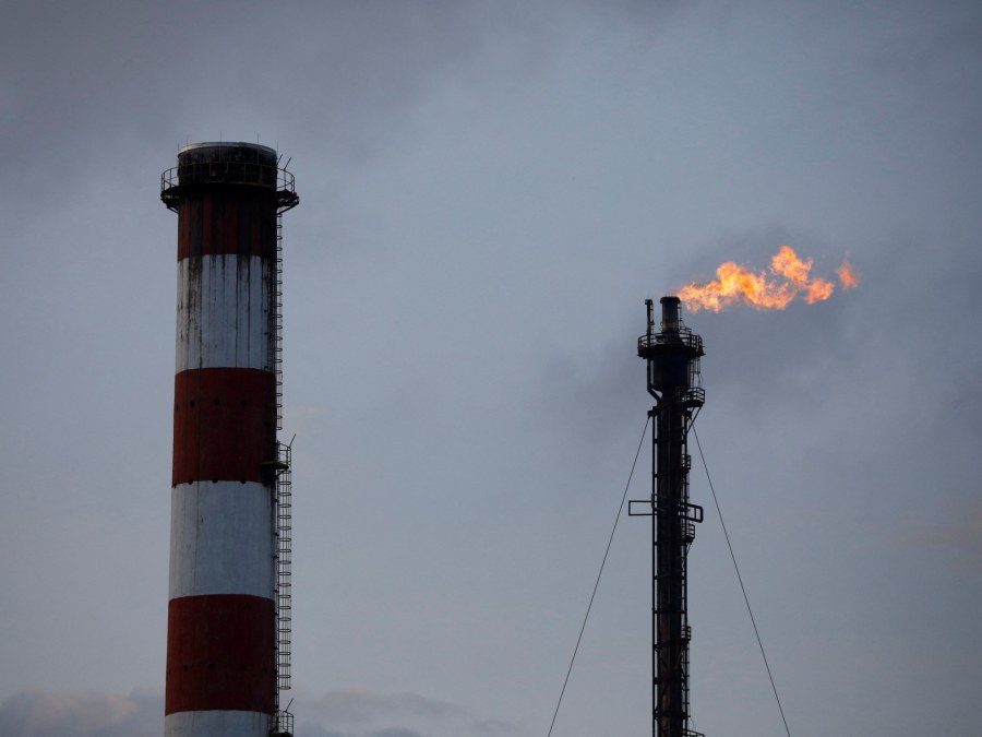 EU Suspends Methane Penalties Amid Energy Pressures