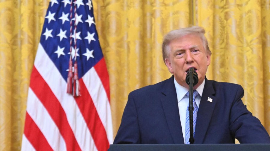 Trump Accuse la Chine d'une Violation Historique des Données Électorales
