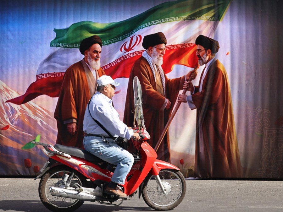 Khamenei family mourns, but Mojtaba’s absence fuels public insecurity