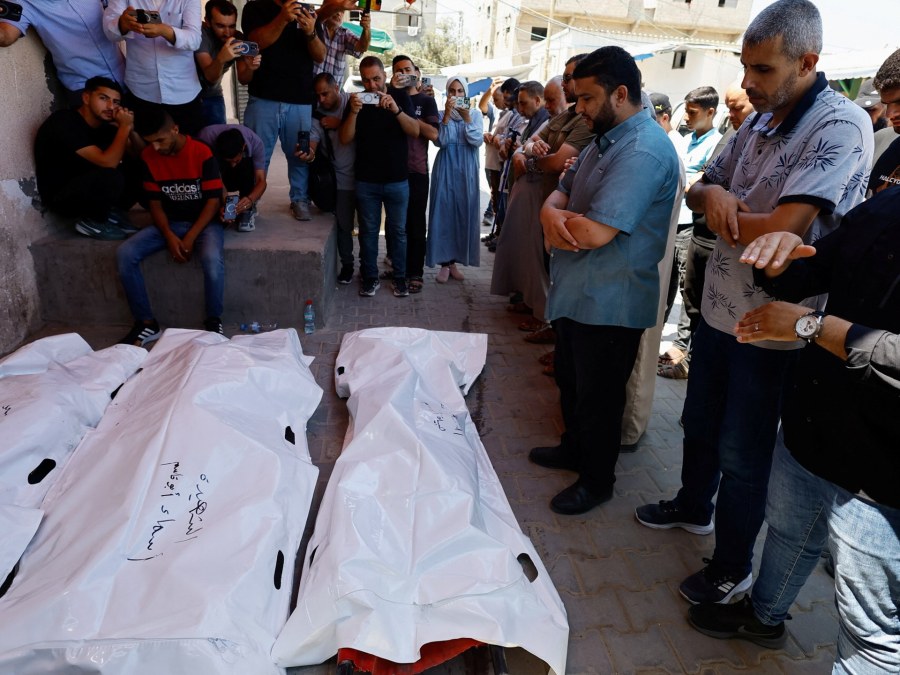 Israeli Airstrike in Gaza Kills Family Amid Fragile Ceasefire