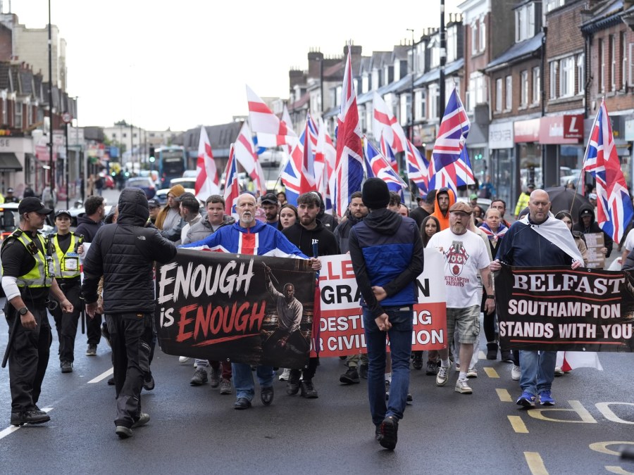 UK Foils Right-Wing Extremist Plot Targeting Islamic Gathering