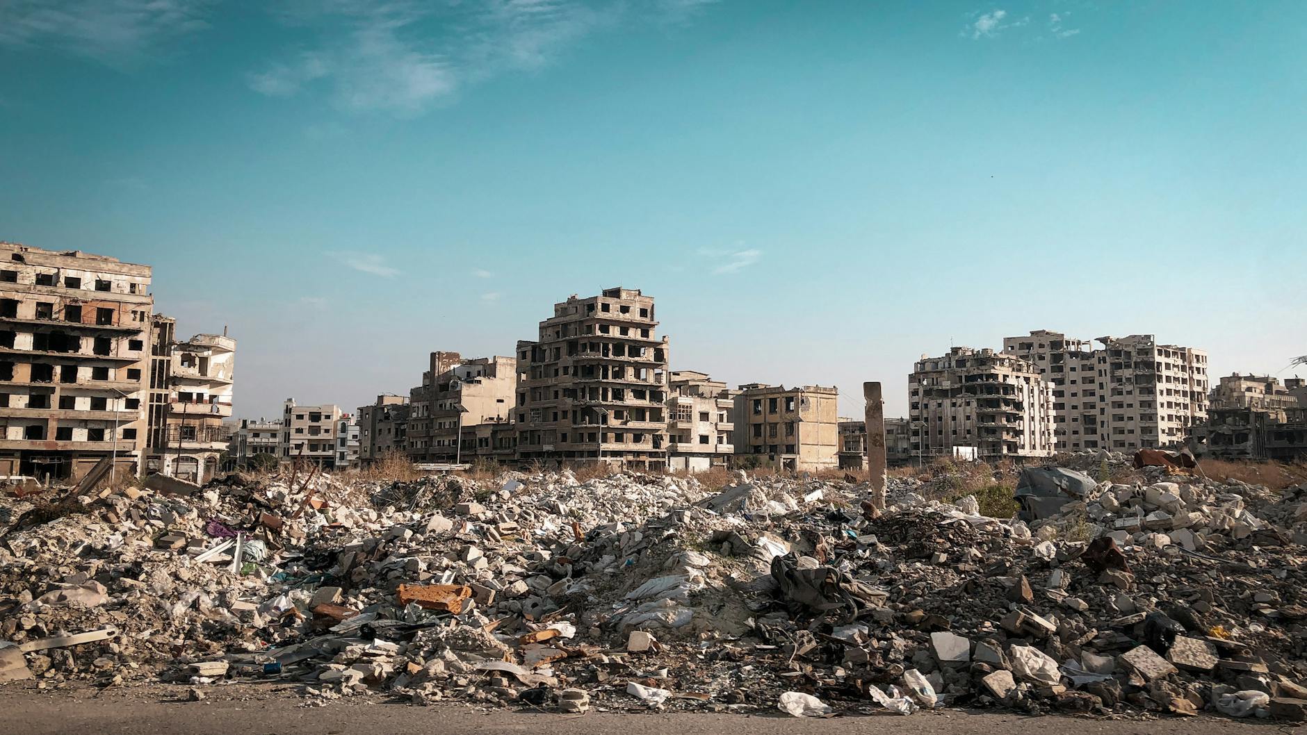 التأثيرات الخارجية المعقدة تُطيل أمد الصراع المدني في السودان